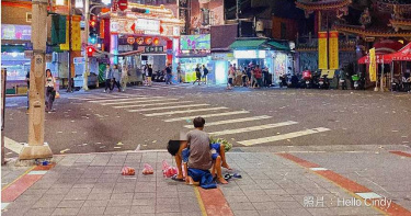 網怒起底真相!饒河夜市「地瓜父子」挨轟 媽氣炸駁:我們不可憐