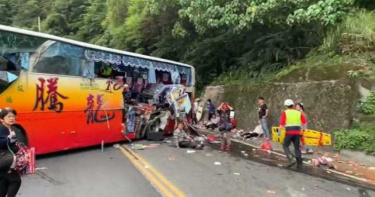 死亡遊覽車撞山壁釀6死 70歲老婦見友人「眼珠當場掉出來」…嚇到睡不著