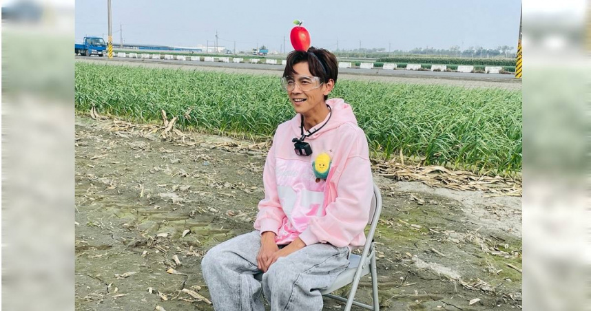 阿翔被指定坐板凳當目標。（圖／民視提供）