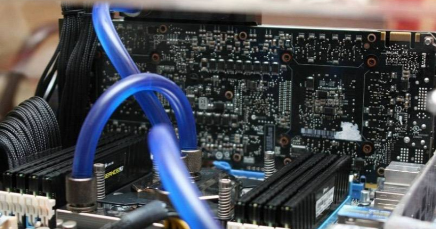 健策4日股價飆上漲停2435元，再創歷史新天價。 （圖／pixabay）