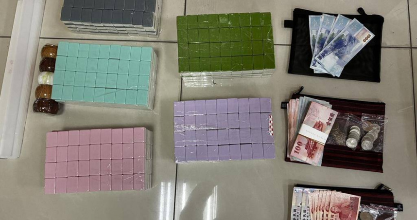 萬華麻將館暗藏職業賭場67歲負責人被逮，現場賭客全數送辦。（圖 ／翻攝畫面）