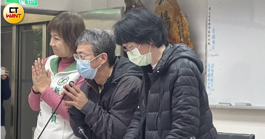 割頸案死者楊生雙親13日召開記者會，並表示郭姓兇手在少觀所時，還慫恿隔壁牢房大鬧，卻被認為可教化、已知反省而遭輕判。（圖／陳柔瑜攝）