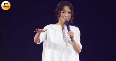 田馥甄攻蛋自嘲發文「失言」 意外促成S.H.E另類合體