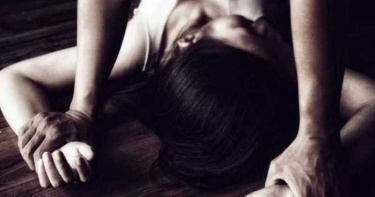 宮廟男強吻女信眾!「挺腰狂蹭臀部」下秒突起乩:哥哥知錯了 下場曝光