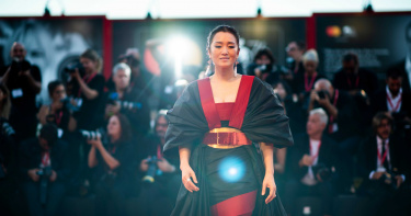 曾當小三又離過婚!「亞洲影壇第一夫人」情路坎坷 鞏俐53歲覓得真愛