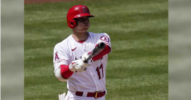 大谷翔平敲本季最暴力安打 鬼才教頭看傻了!