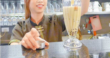 元旦後漲聲響起!春水堂「中杯珍奶」貴20元 肯德基10日就漲