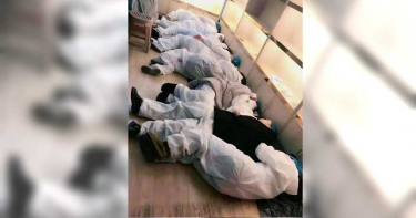 武漢肺炎/心疼!一線醫護照片曝光 「穿紙尿褲」倒地休息