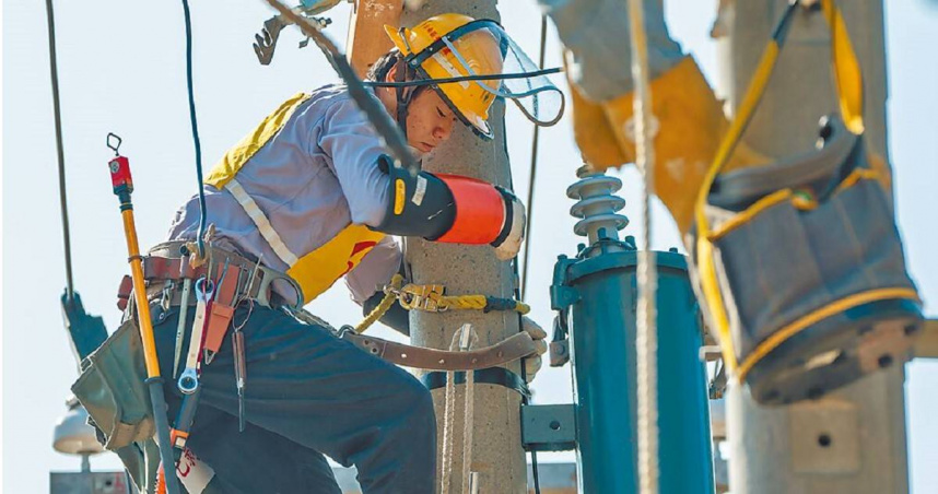 AI潮來襲考驗國營人力運用。示意照，非新聞事件當事人。（圖／台電提供）