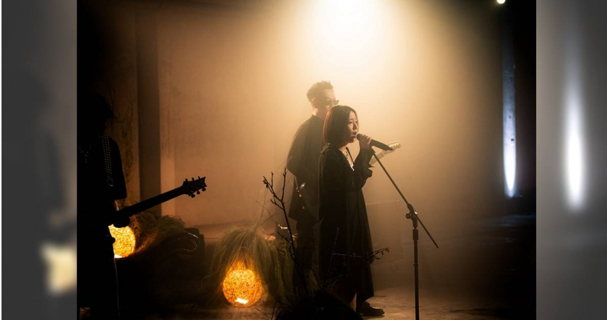 小男孩樂團推出新歌〈一秒的距離〉MV。（圖／滾石提供）