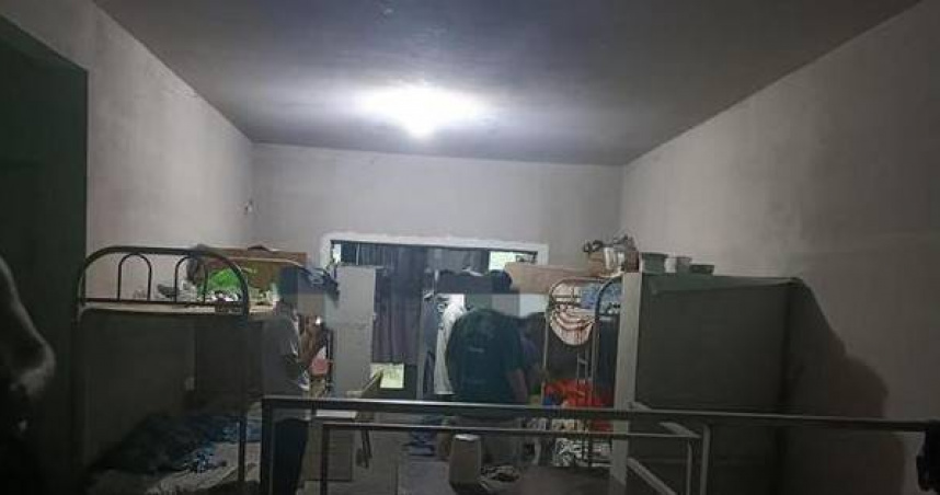 西安一名社區男保全提早1小時到工作崗位，沒想到意外死亡，雇主認為不算工傷。（圖／翻攝自極目新聞）