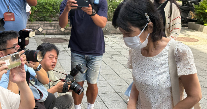 陳佩琪為柯文哲辦保。（圖／翁靖祐攝）