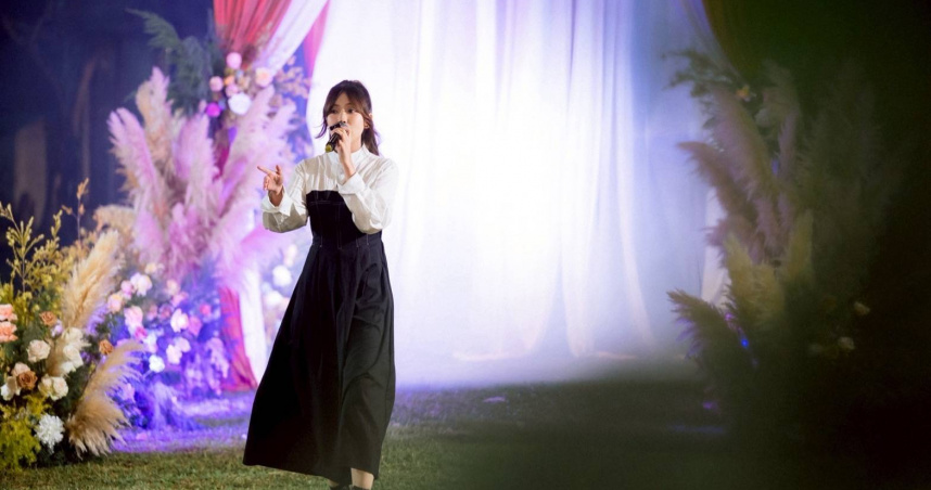 陳佩賢參加湖南衛視大型音樂綜藝《聲鳴遠揚》，一路過關斬將，最終成功挺進全球前10強。（圖／福茂唱片提供）