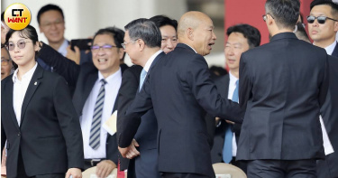 立法院長韓國瑜與行政院長卓榮泰同台115年雙十國慶大典。（圖／方萬民攝）
