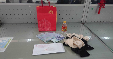 糊塗婦遺失10萬現金 警憑瓶裝水線索追出失主