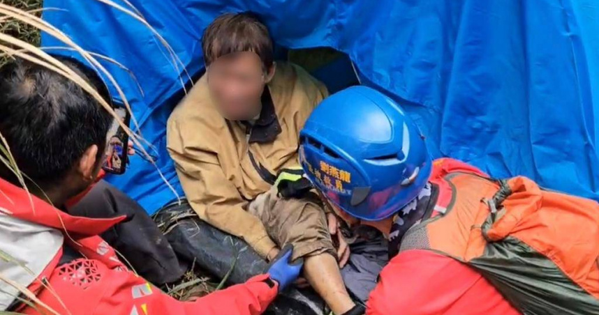 64歲登山客水漾森林迷路5天，僅穿內褲被發現幸運生還。（ 圖／翻攝畫面）