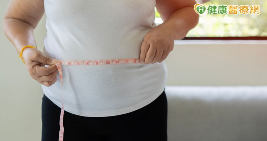 六旬失智婦腹部隆起如懷孕　竟是「子宮內避孕器」惹禍