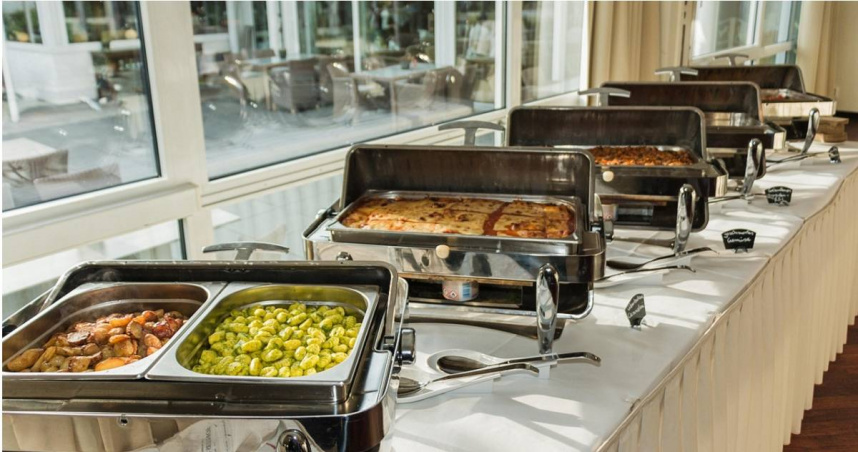 一名網友擔心，獨自一人去吃到飽餐廳用餐會很尷尬。（示意圖／翻攝自PIXABAY）