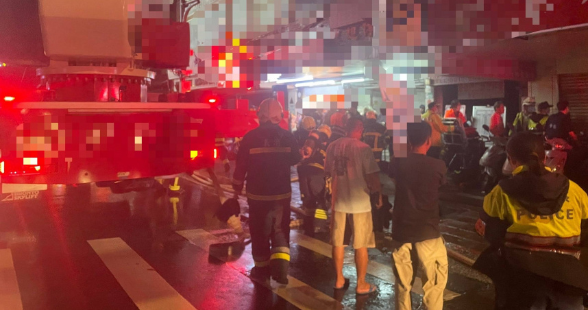 北市大同區南京西路一棟大樓27日晚間發生火警事故，警方也逮獲縱火的62歲胡姓男子。（圖／翻攝畫面）