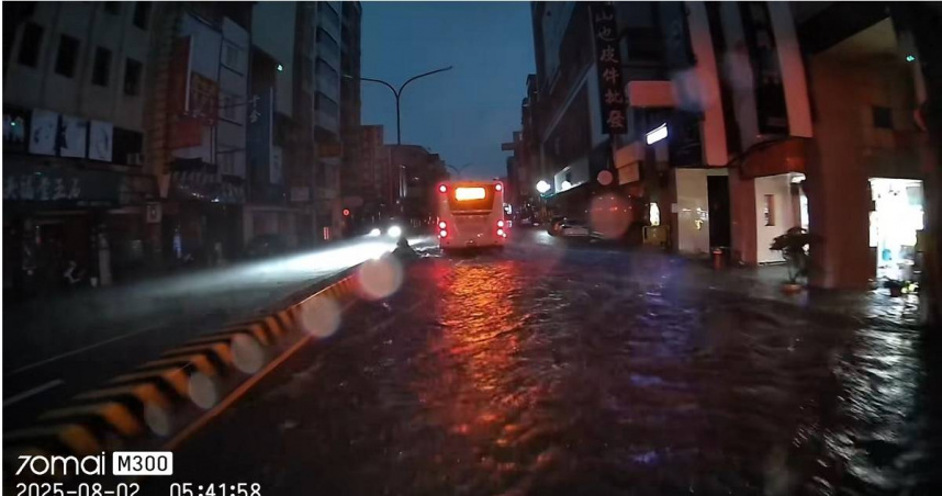 （圖／翻攝自Facebook／台南大小事）