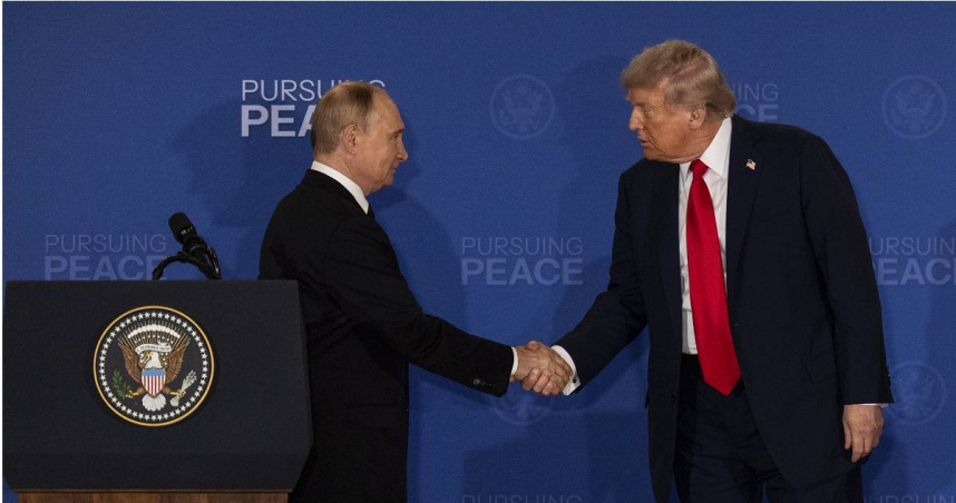 俄羅斯總統普丁（左）、美國總統川普。（圖／達志／美聯社）