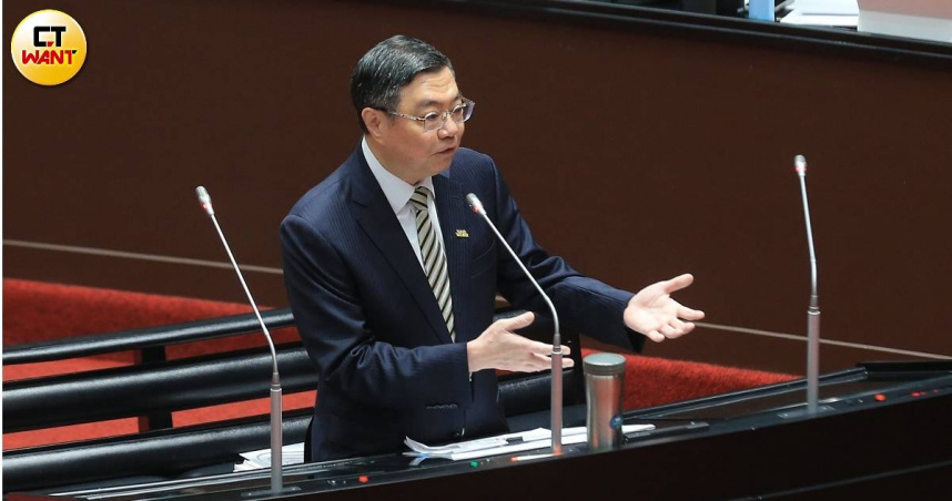 行政院長卓榮泰強調，政府對外工作應獲國人支持，不容假訊息抹黑外交成果。（圖／周志龍攝）