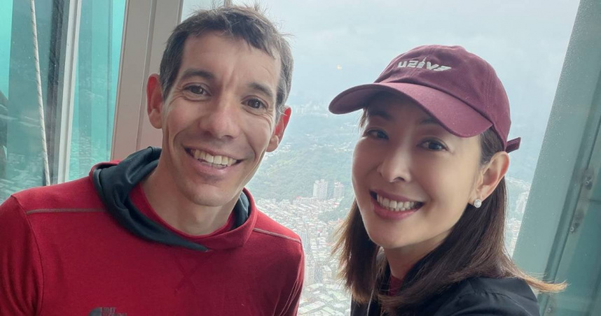 賈永婕分享週六要決定活動是否取消天人交戰的過程。（圖／翻攝臉書／賈永婕）