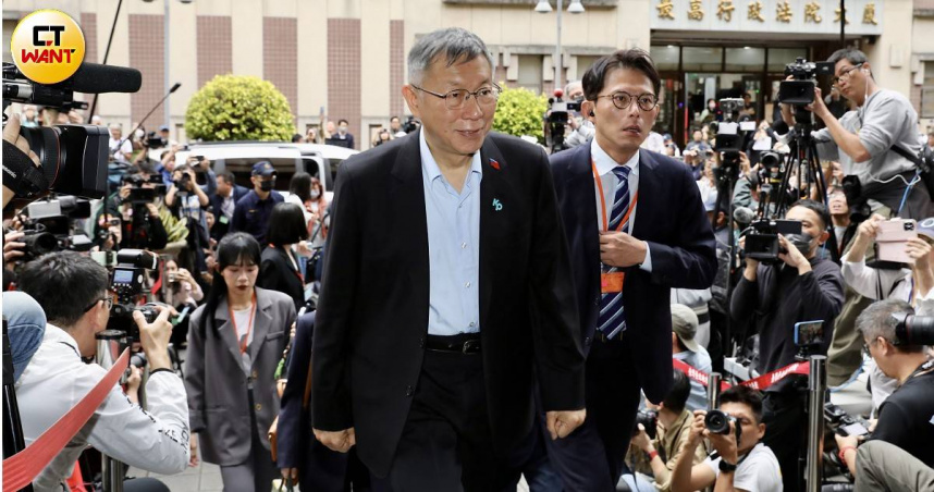 前台北市長柯文哲涉及京華城案，一審遭判17年。（圖／方萬民攝）