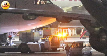 印度返台專機129人回來了! 9人有「咳嗽症狀」緊急採檢送驗