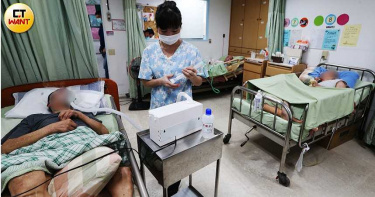 長照雙頭車1/北市社會局不訂收費標準搞死業者 沒公告就不能收錢