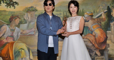 李婭莎（右）直誇蕭煌奇很有耐心，是個佛心製作人。（攝影／張祐銘）