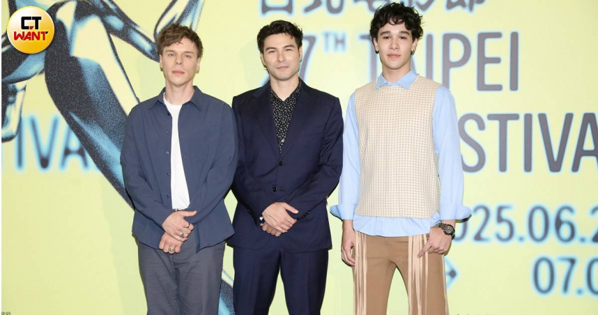 《陌路兄弟》由皮耶安東尼杜比（左）、鳳小岳（中）、納曜（右）主演。（圖／侯世駿攝）