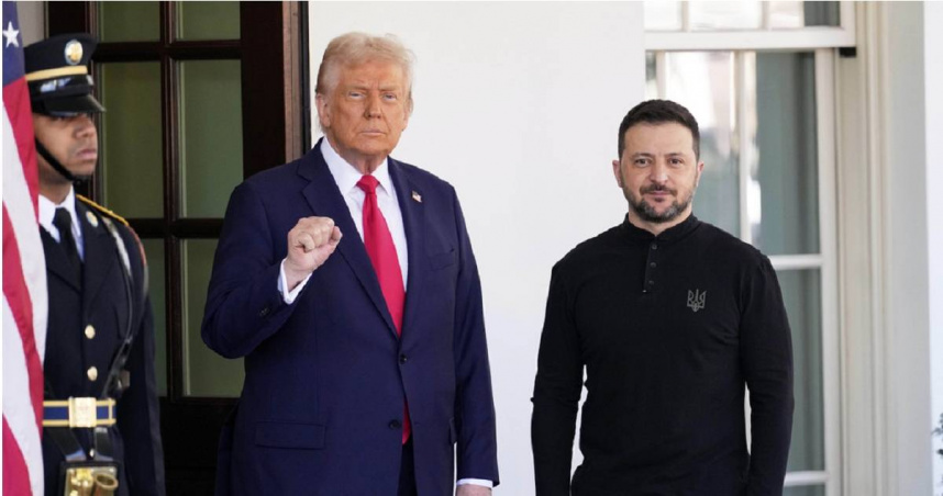 圖為澤倫斯基（右）2月出訪白宮時與川普的合影。（圖／達志／美聯社）