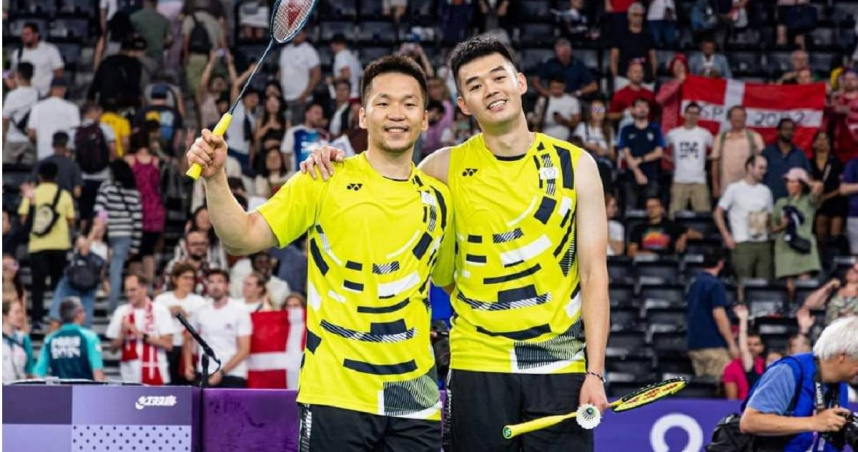 行政院公布「AI行動內閣2.0」名單，2屆奧運羽球男子雙打金牌得主李洋確定出任新成立的「運動部」首任部長。消息傳出後，昔日「麟洋配」的黃金搭檔王齊麟，也於晚間在社群發聲力挺。（圖／翻攝FB／王齊麟）