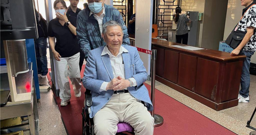 威京集團主席沈慶京25日由被告身份轉變為證人出庭作證（圖／報系資料照）