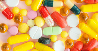 近期社會接連出現涉毒悲劇，台北市信義區豪宅日前驚傳雙屍命案，而馬來西亞歌手黃明志捲入台灣網紅謝侑芯猝死案，案發現場同樣查出疑似搖頭丸等藥物。（示意圖／翻攝Pexels）