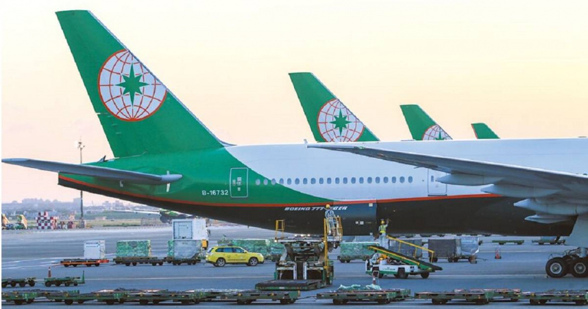 今年10月，長榮航空34歲孫姓女空服員因抱病值勤在返台後猝逝，勞動部於今（20）日公布調查結果。（示意圖／報系資料照）