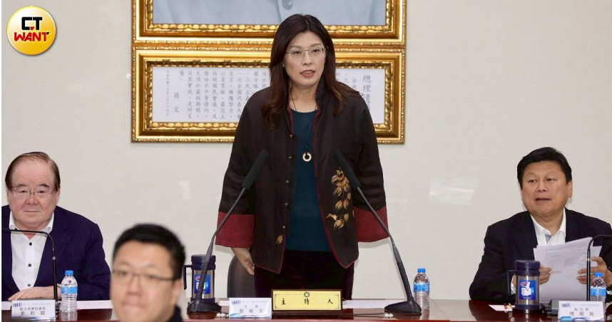 國民黨主席鄭麗文表示，針對藍白合議題，國民黨將以「公平、公正、公開」原則協調在野力量。（圖／方萬民攝）