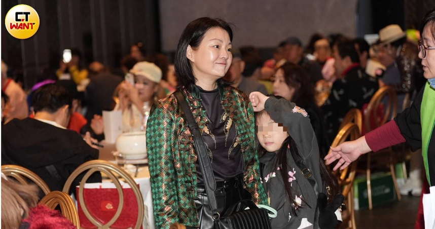 夏禕出席「財團法人中華民國關懷演藝人員基金會2026春節聯歡餐會」。（圖／常朝貴攝）