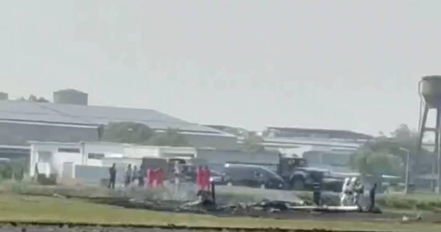 T-34教練機墜毀釀2飛官殉職　專家曝「超危險訓練內容」