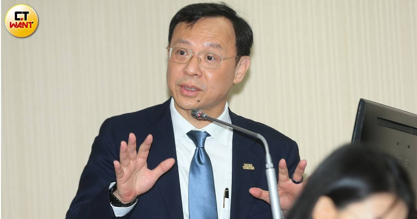 衛福部祭出重罰，遏止外泌體廣告誇大亂象。圖為衛福部長石崇良。（圖／周志龍攝）