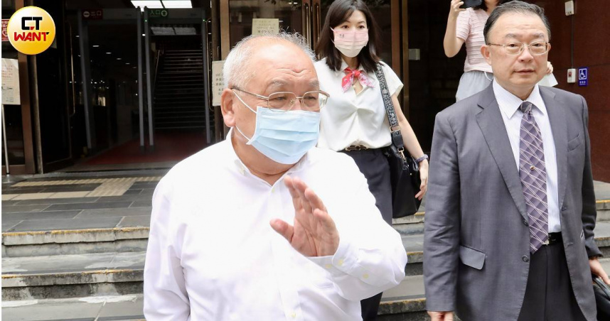 錢櫃女員工關窗摔死　練台生出庭不認罪被諷「和解不是談生意」