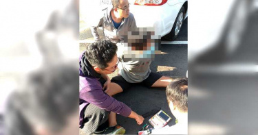 高雄狠男鐮刀猛砍 欠債者身亡警火速逮人