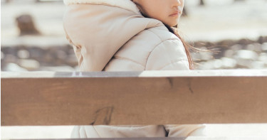 賣掉5歲女只留兒! 無良父「營養費34萬」全給正妹女主播