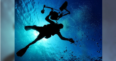 壯男海邊潛水「左手被絞斷」 他附近划船正好撈起斷臂!