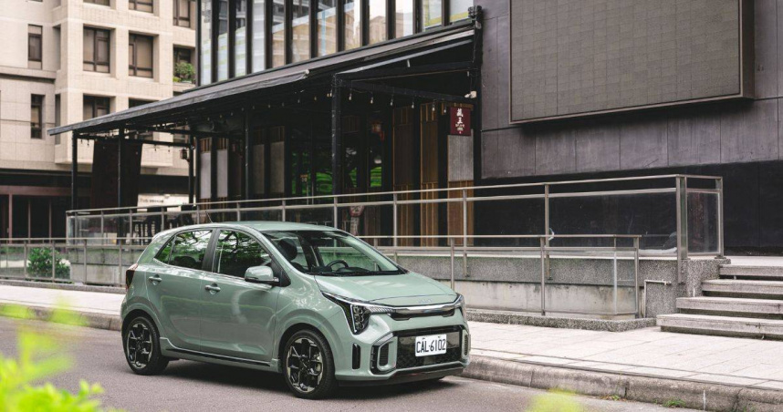 Kia獲得英國2025 Auto Express新車大獎（Auto Express New Car Awards 2025）肯定， Kia輕奢精品掀背The new Picanto，勇奪「2025年度最佳都會車（City Car of the Year 2025）」殊榮。（圖／台灣森那美起亞提供）