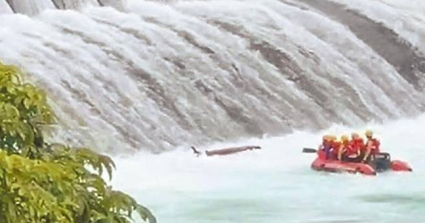 新北市消防局4名警消及1名義消救援溺水民眾，不幸釀成2死1傷的慘劇。（圖／報系資料照）