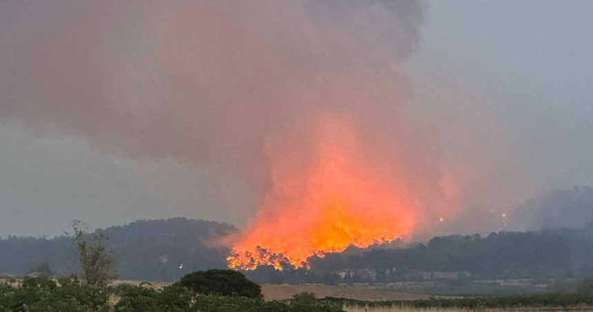 法國南部奧德省近日爆發嚴重野火。（圖／達志／美聯社）