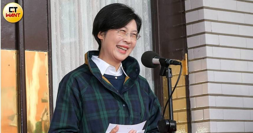 民進黨立委林岱樺提出三解方，包括鼓勵外資採用台製零組件及強化產學合作等方法，以提升台灣半導體產業韌性。（圖／黃耀徵攝）