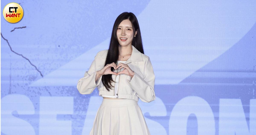 南珉貞腳傷首露面！談李珠珢遭性騷驚曝：我也遇過